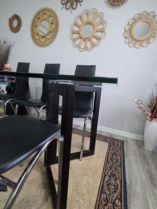 Mesa em vidro grande