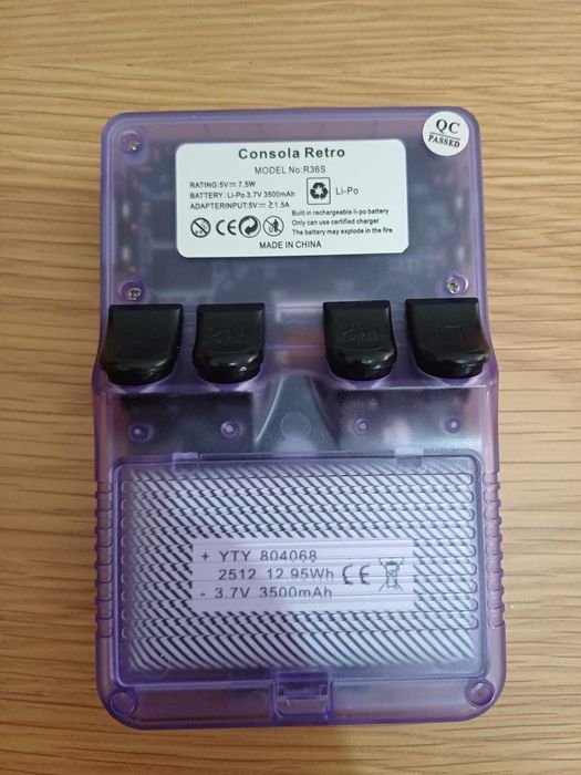 R36S - Consola Retro - ArkOS 2.0 instalado