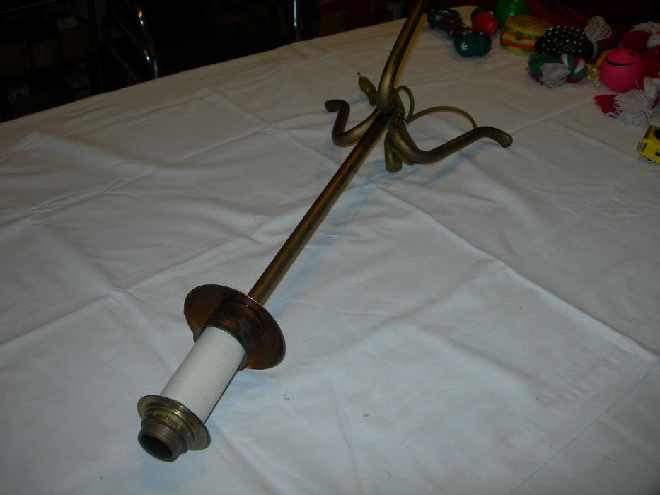 Candeeiro de mesa.