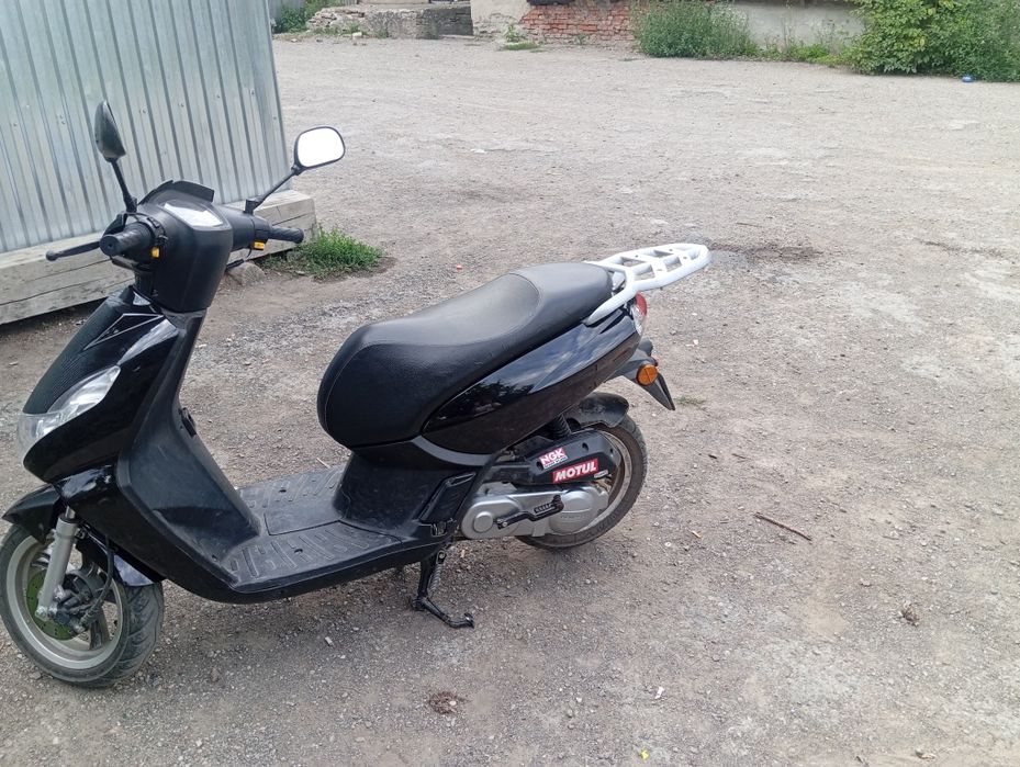Продається скутер Пежо 80кубув