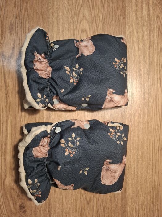 Mufki do wózka ocieplacz na ręce marki dot and panda