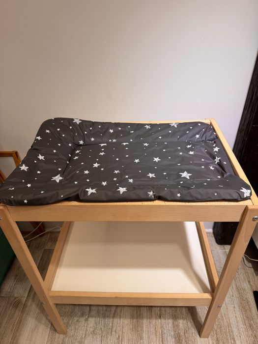 Пеленальний столик SNIGLAR IKEA з матрацом