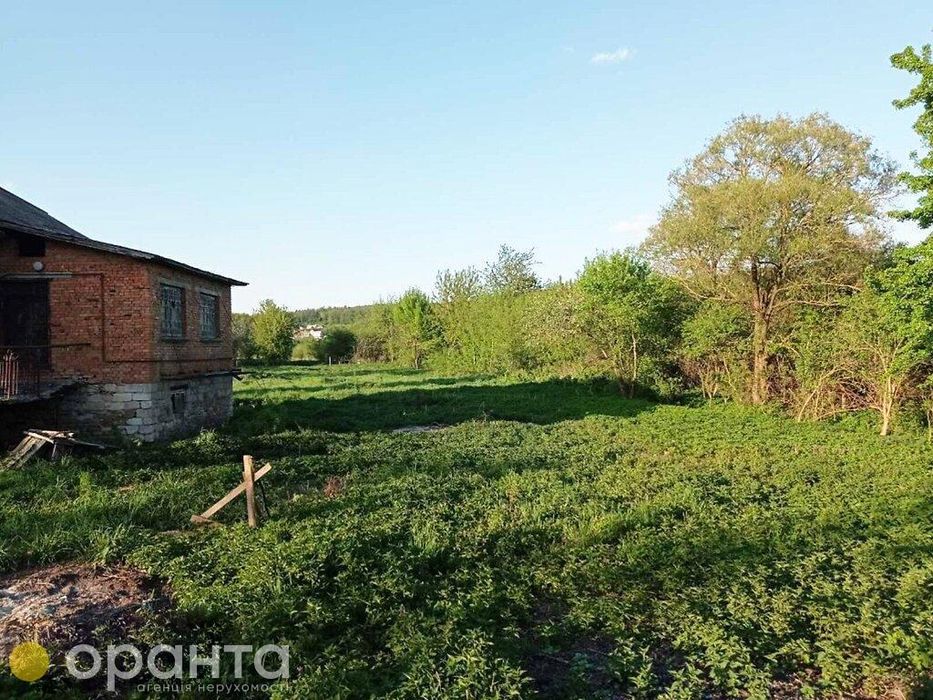 Продаж ділянки з будинком 50 сот. с. Миролюбівка