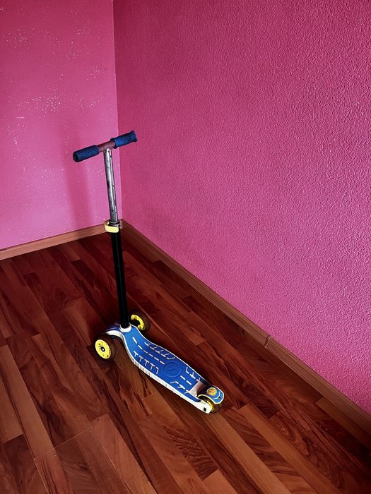 Продам самокат дитячий