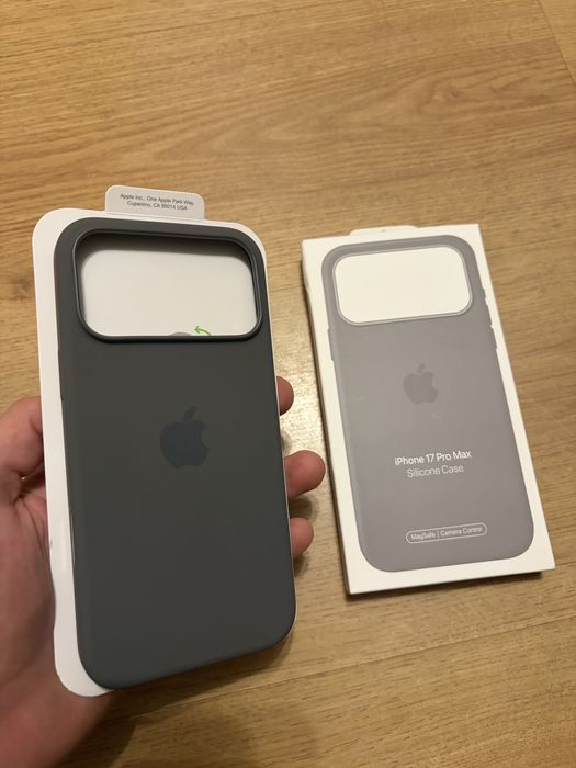 Nowe etui do iphone 17 pro max szare