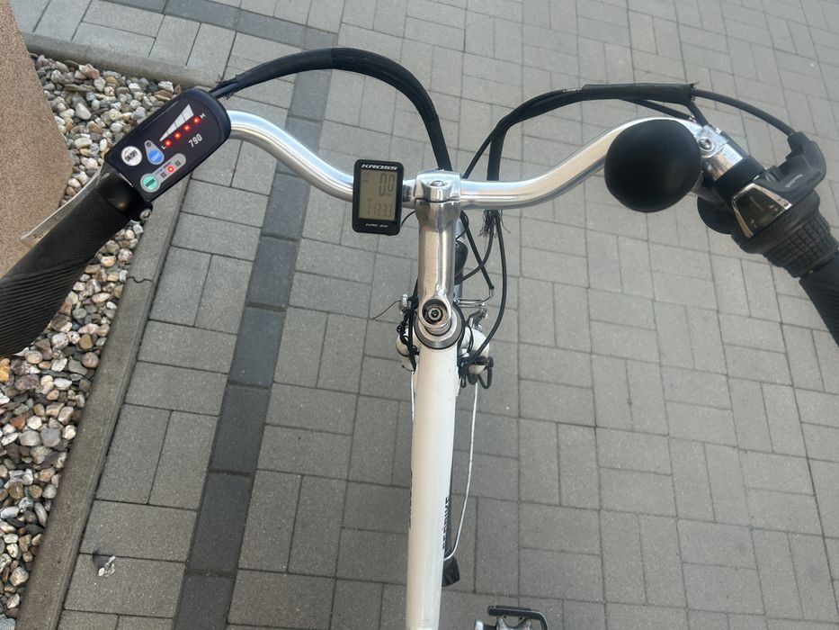 Rower elektryczny ebike geobike tourning koza miejska 28”