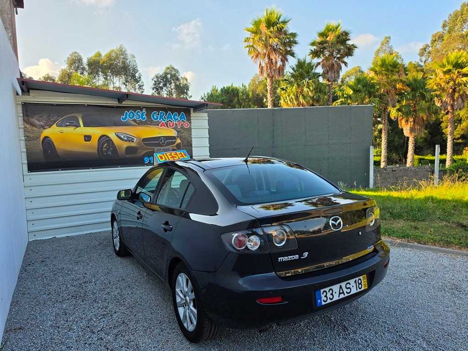 Mazda 3 — fotografia 4
