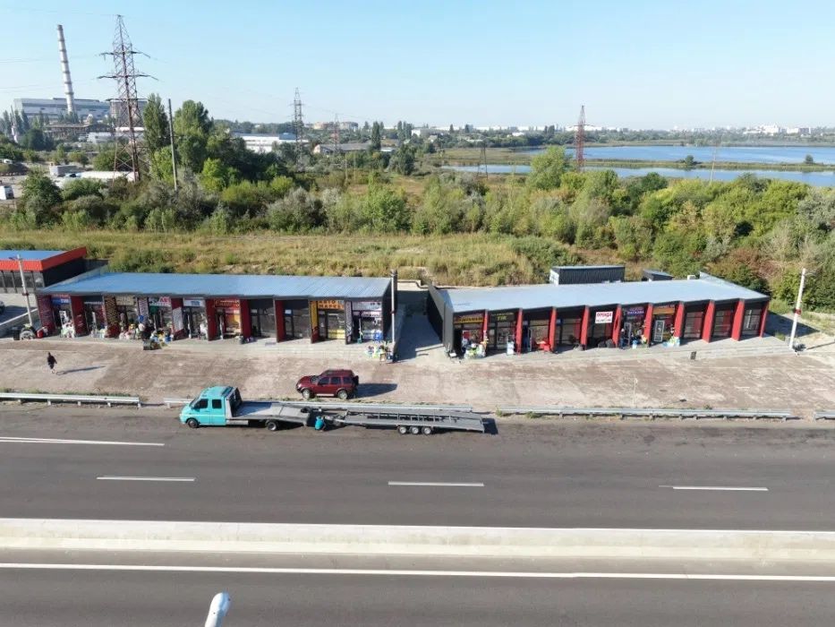 Оренда приміщення фасад червона лінія всі комунікації