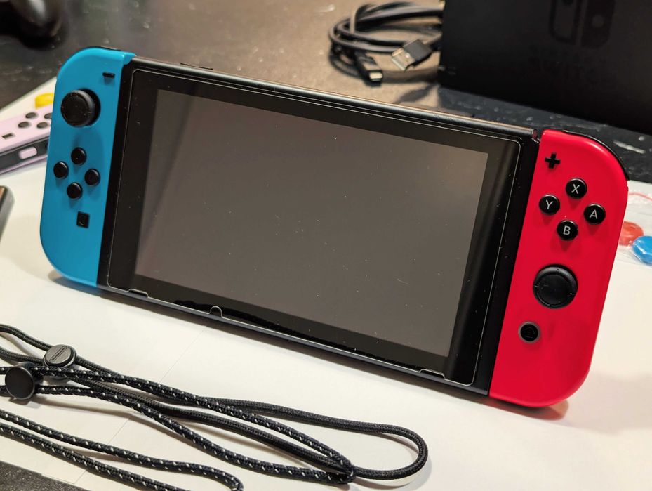 Nintendo Switch + akcesoria (Mega zestaw)