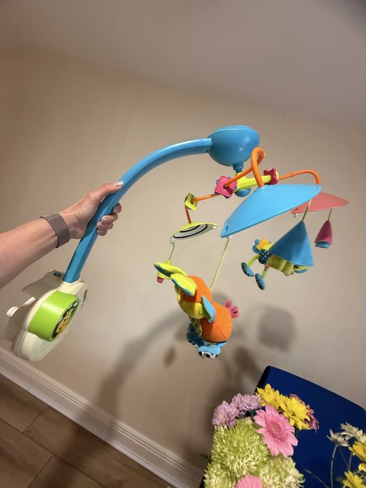 Мобиль музыкальная на кроватку, производитель Tiny Love