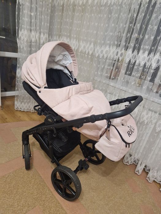 Продам коляску Ricci 2в1