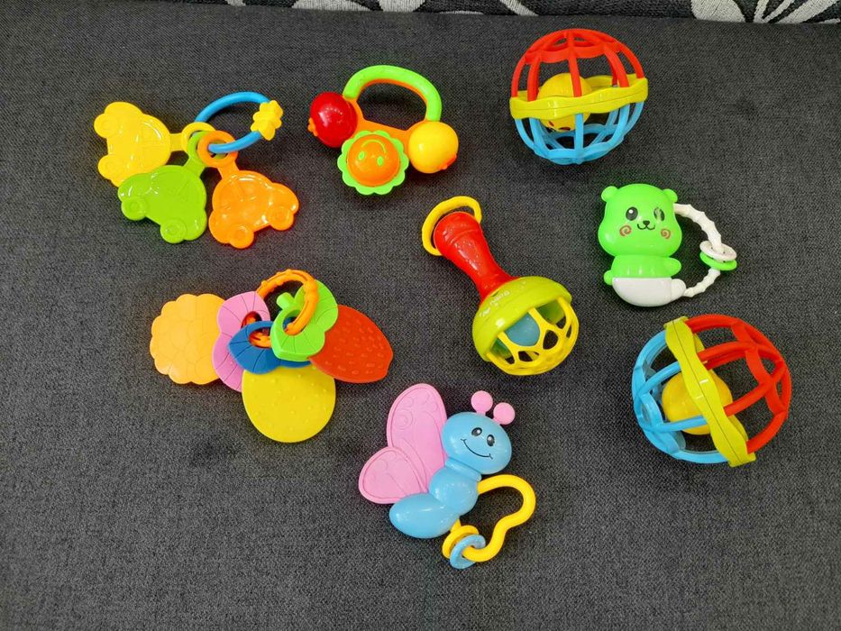 Іграшки - бряскальця - гризуни.