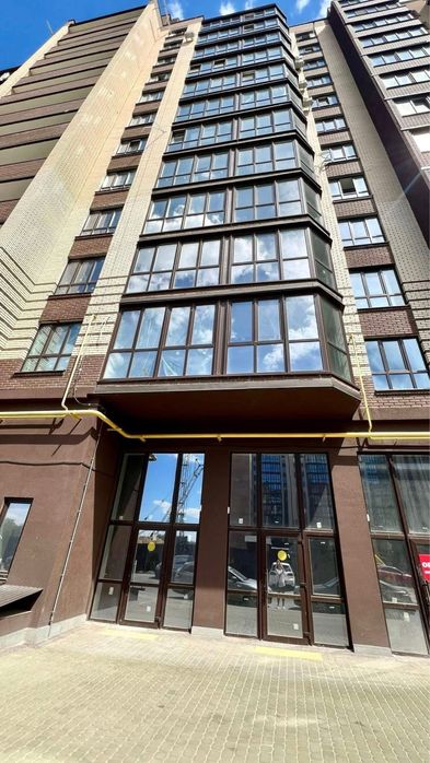 Продаж комерційного приміщення в ЖК «Атлант» у Луцьку