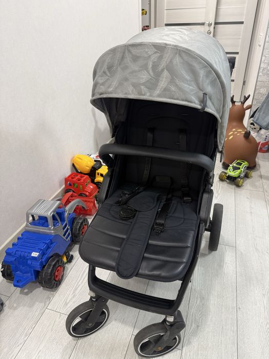 Коляска дитяча El Camino ME 1053B DYNAMIC PRO Special Light Gray
