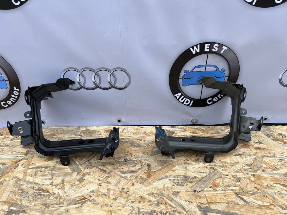 Audi Q7 4М Кріплення крила Ауді ку7 4m Кронштейн крила