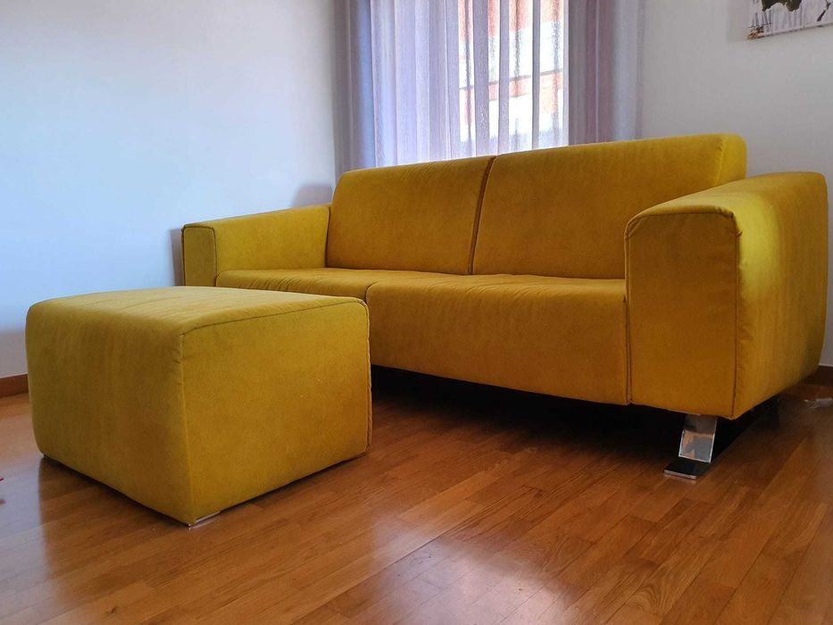 Sofá amarelo 3 lugares c/ espumas de elevada qualidade >40Kg/m^3
