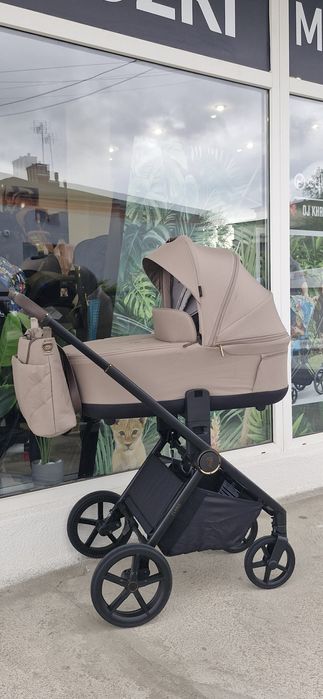Zestaw 4w1 Venicci Claro Almond + Cybex Cloud T i baza obrotowa