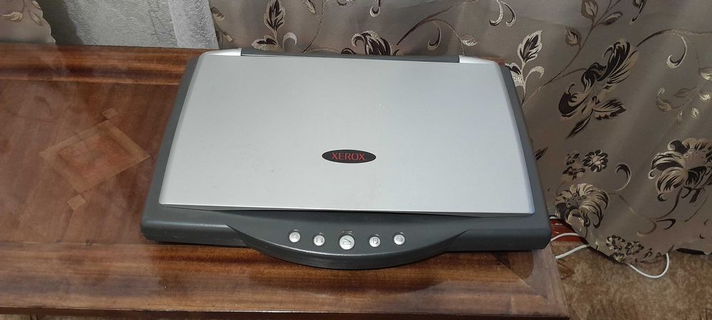 Продам сканер Xerox