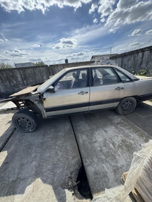Audi 100 c3 1983р