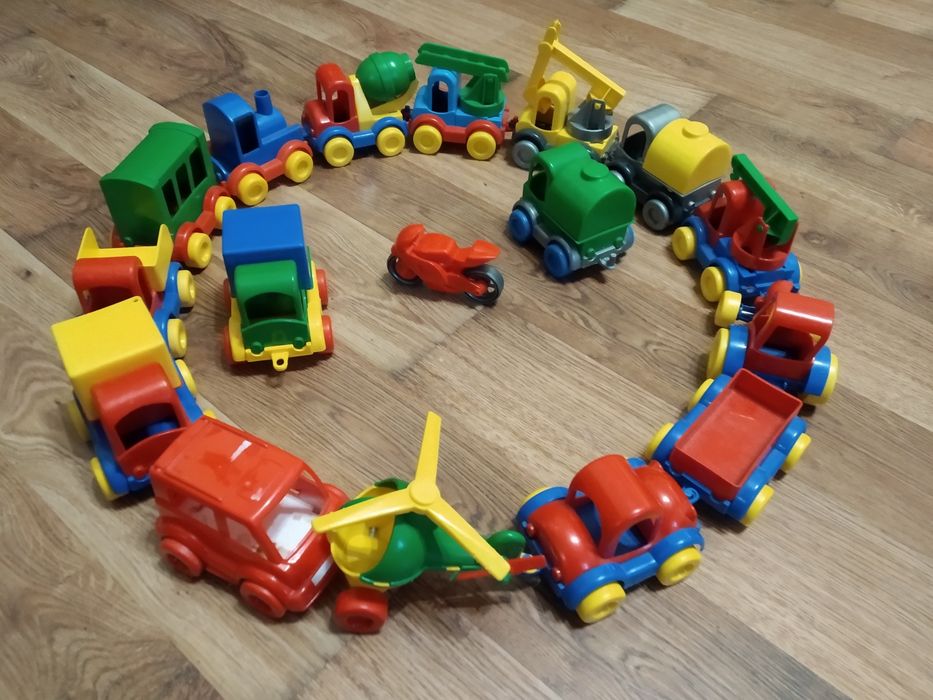 Набор игрушек- машинки "Wader"