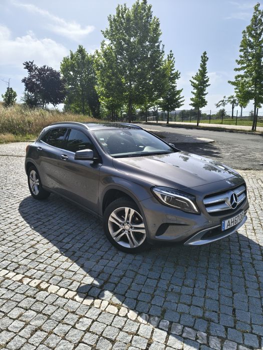 Mercedes GLA 180 automático