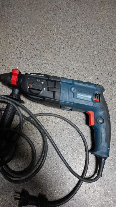 Bosch GBH240 - młotowiertarka-790W