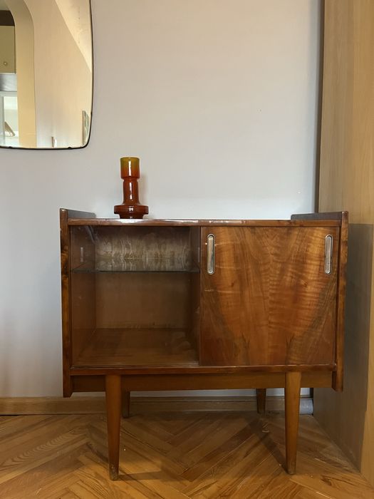 Bytomskie Fabryki Mebli drewniana komoda PRL fornir