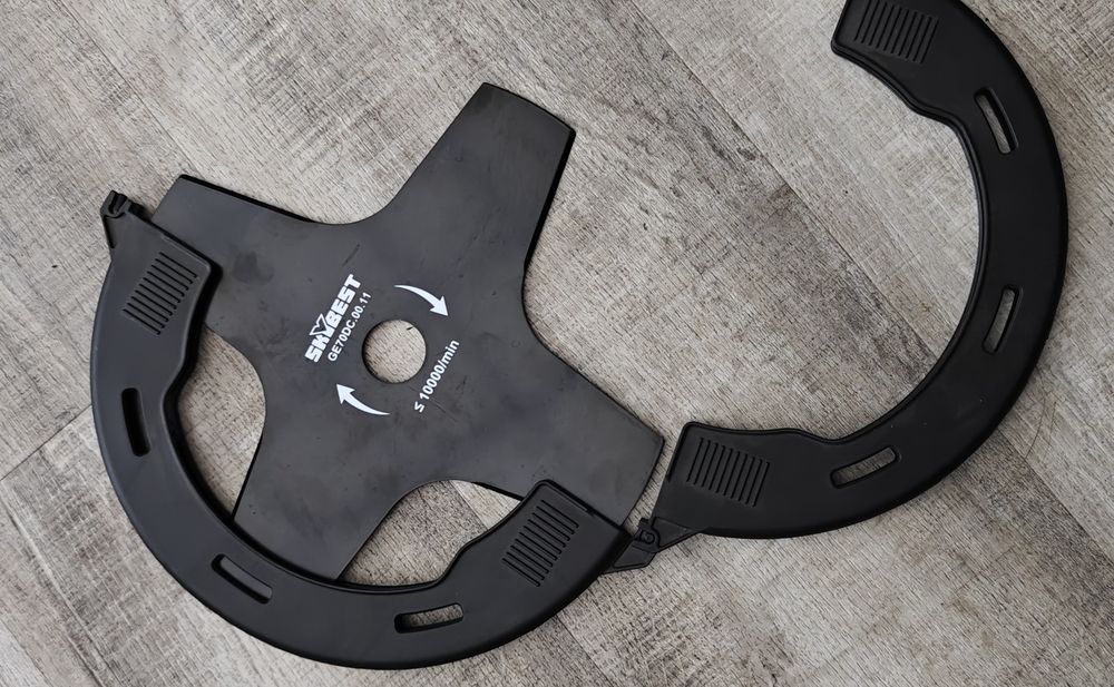 Nuż do kosy podkaszarki