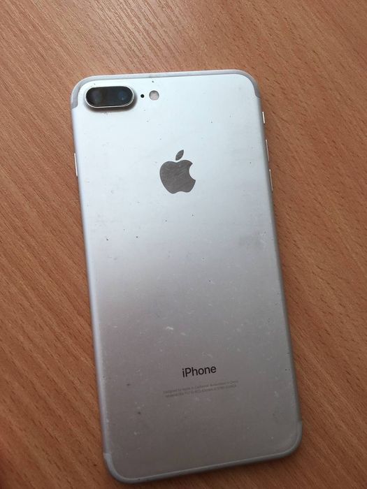 iphone 7 plus стан телефону 8/10