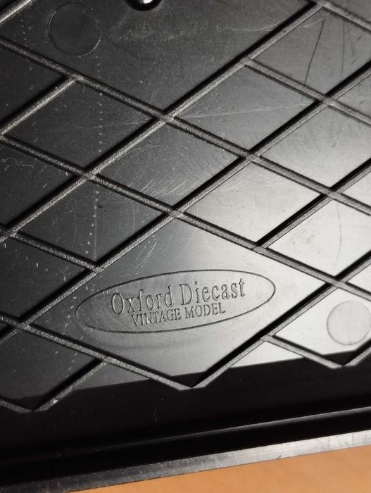 Taxi e Autocarro Britânico Oxford Diecast