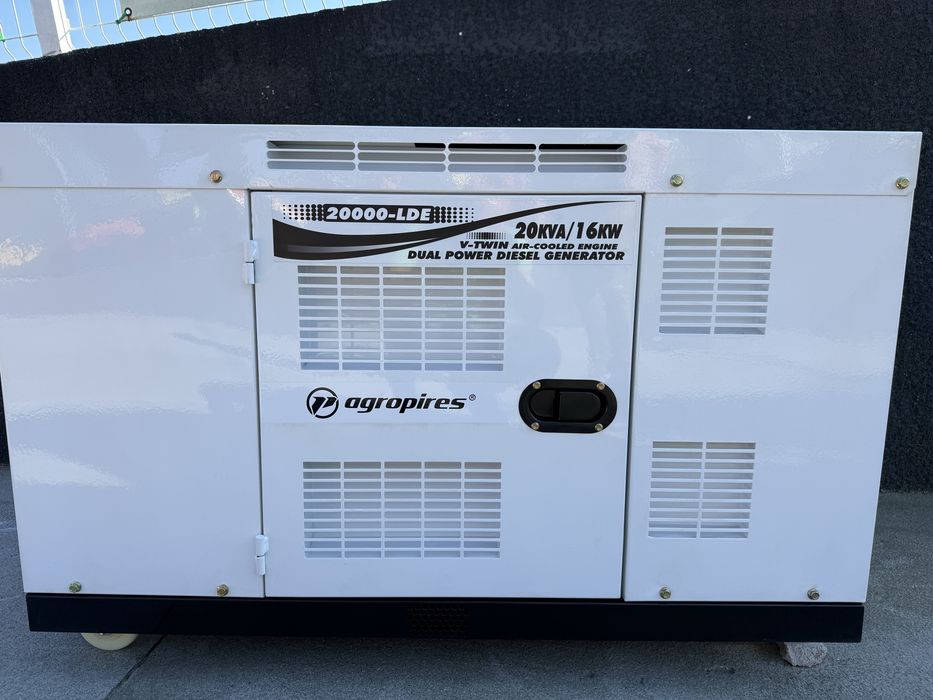 Gerador  20 kva  a diesel insonorizado trifasico