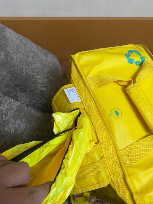 Сумка GLOVO в ідеальному стані
