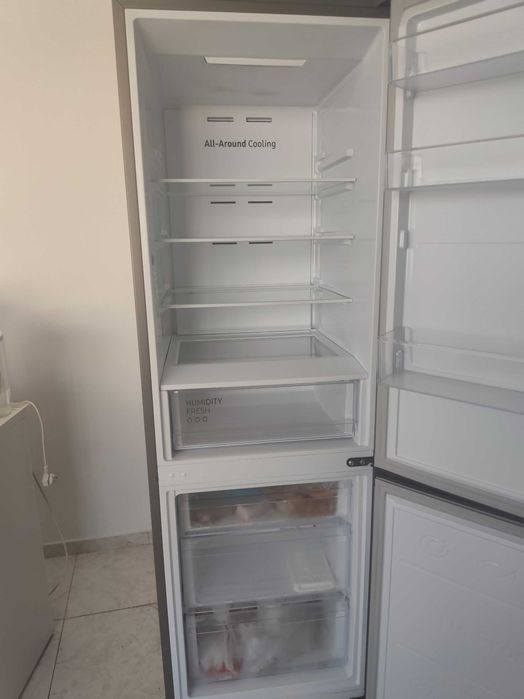 Frigorífico combinado SAMSUNG 344 LT