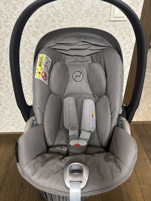 Автокрісло Cybex Cloud Z Soho Grey сірий колір