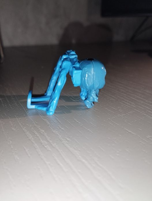 Фігурка “Векна” + підставка, лімітована серія Kinder × Stranger Things