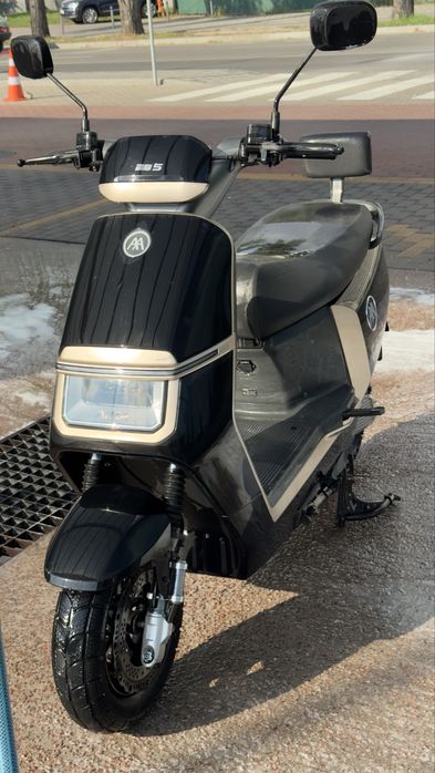 Продається Aima A 700