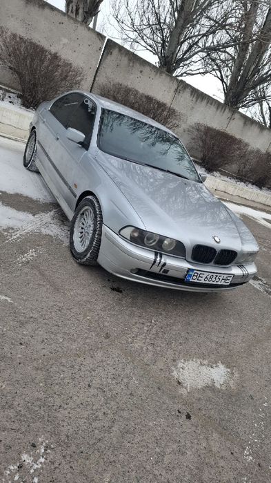 Продам    БМВ   е39.