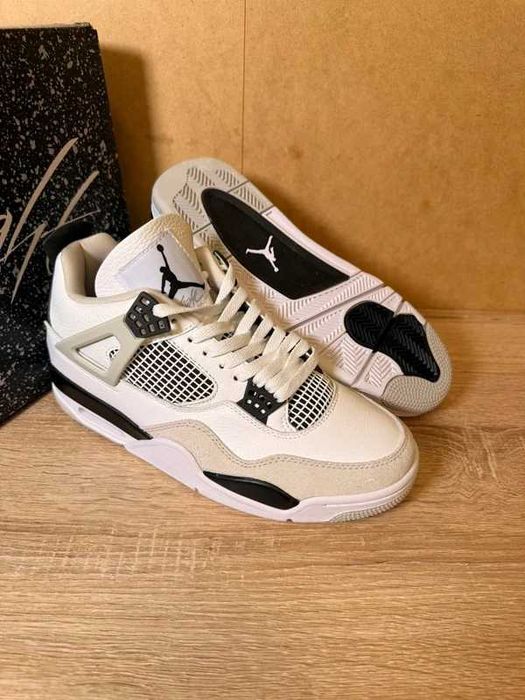 Jordan_4_Retro_Military_black R.42