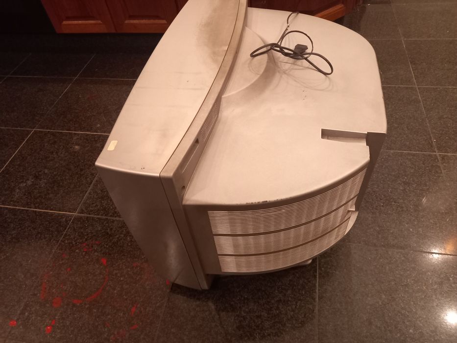 Televisão avariada marca LG