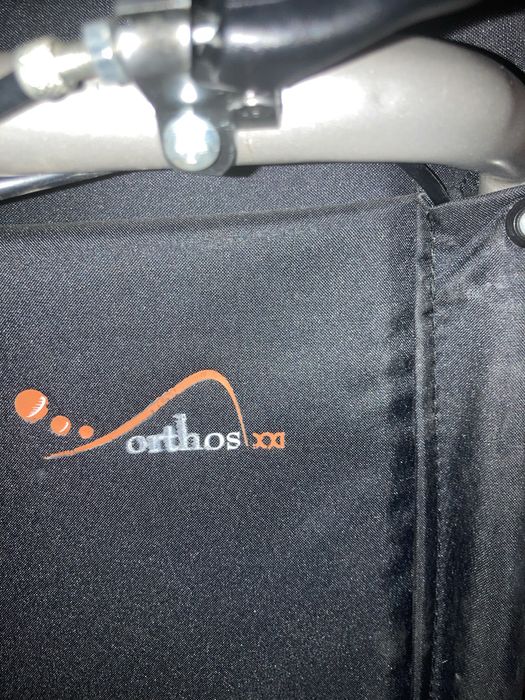 Vendo cadeira de rodas cama da marca Orthos XXL