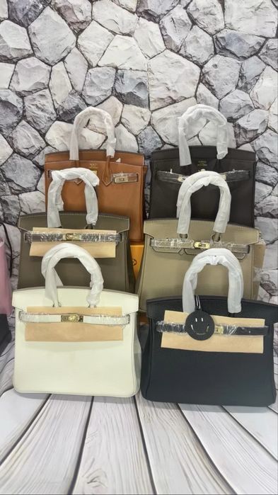 Продам шикарную женскую сумку