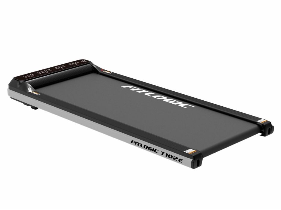 Бігова доріжка FitLogic T102E