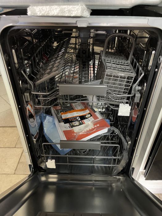 Посудомийкa бош dst3dg новa і бу з Германіі