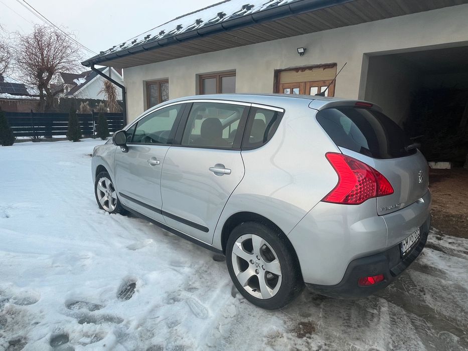 Peugeot 3008 samochód osobowy