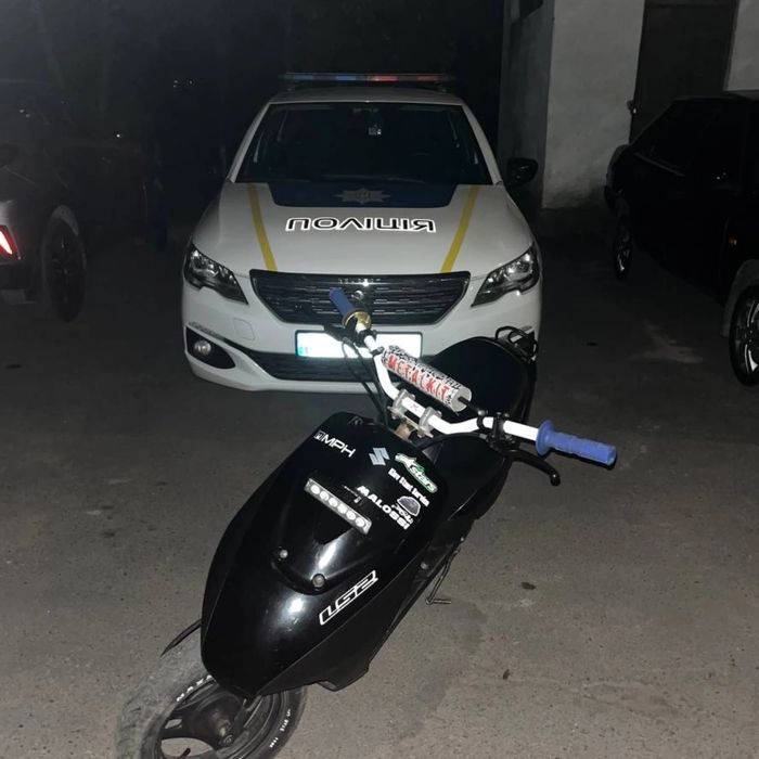 Продам скутер suzuki lets 2