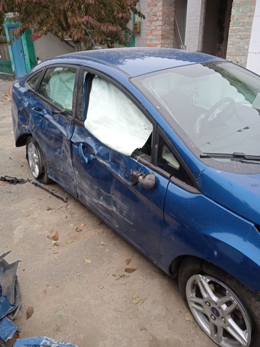 Продам авто Форд фієста