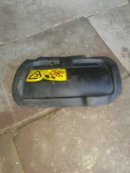 Osłona wyrzutu bocznego kosiarki Honda
