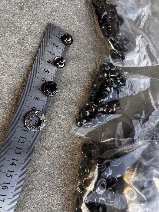 Кнопки метал 50 шт -100 грн