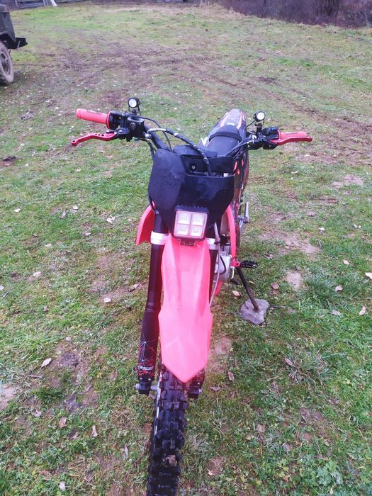 Продам BSE S2 Z1Y 250 ENDURO 2024рік на документах