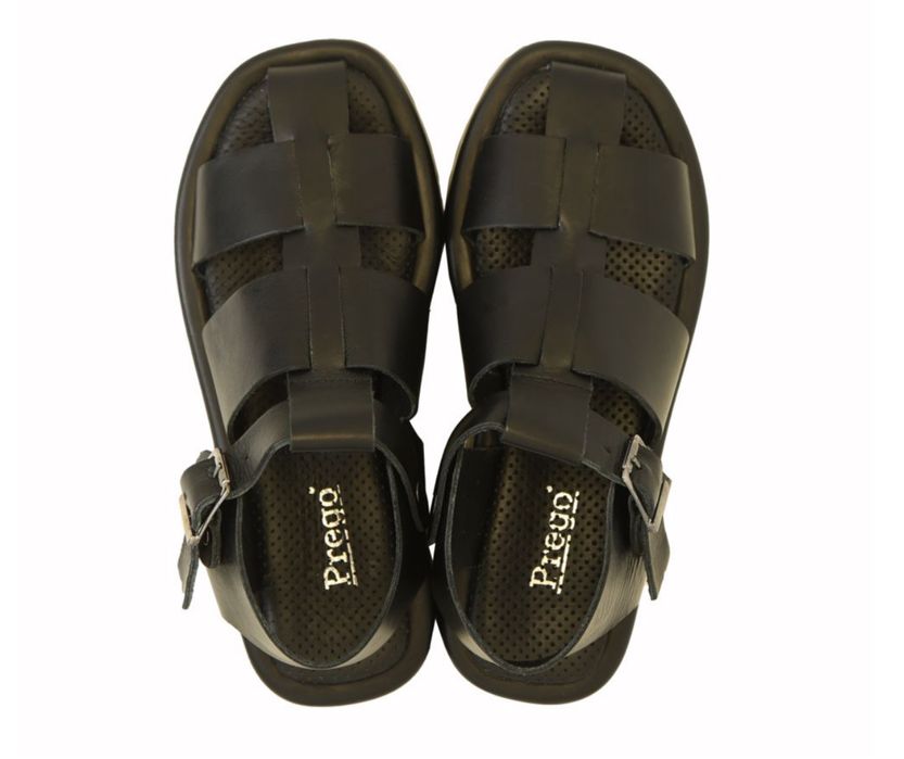 Продам новые кожанные босоножки Prego